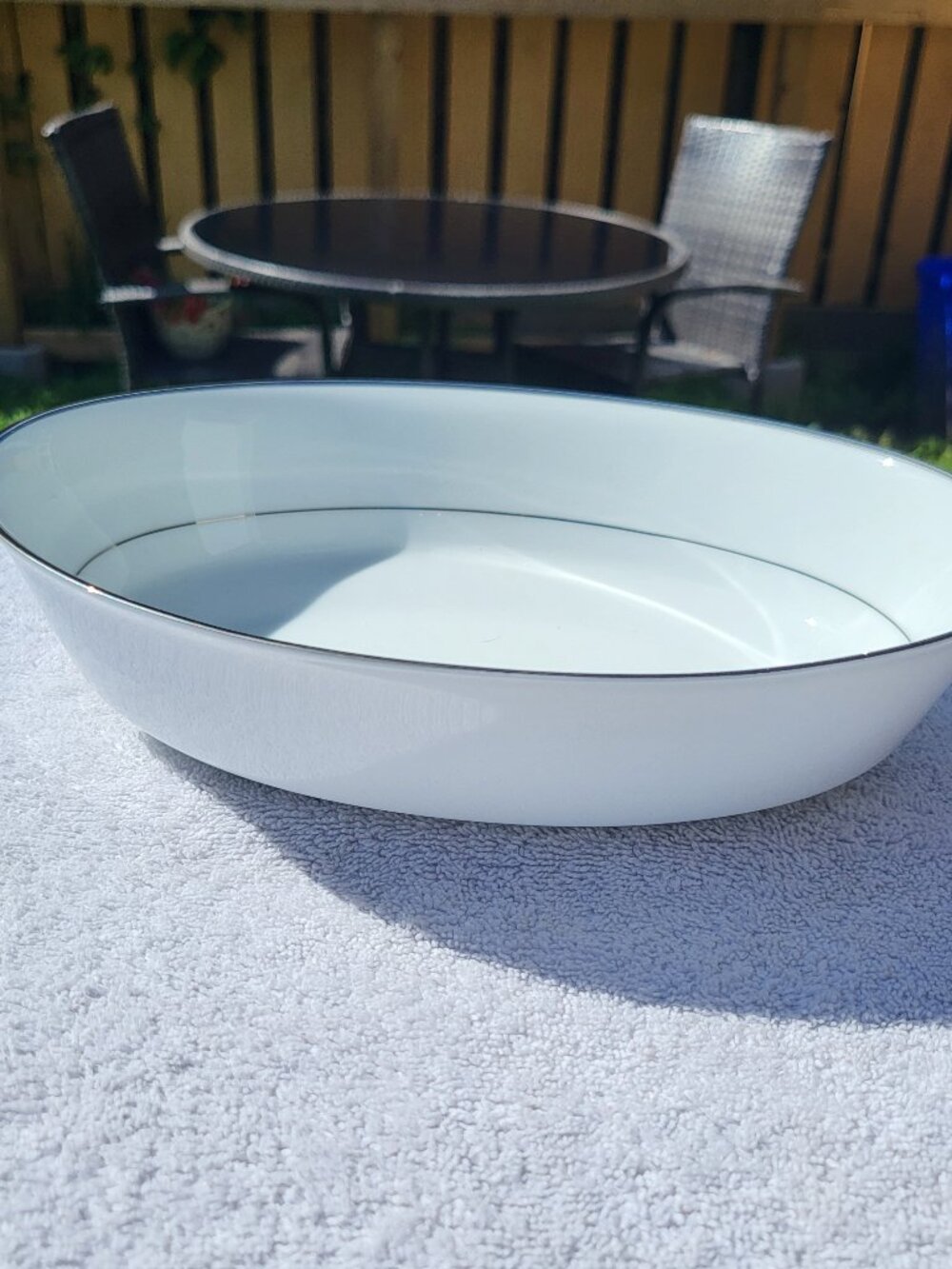 NORITAKE SPECTRUM 2983 OPEN OVAL SERVING BOWL PLATINUM TRIM